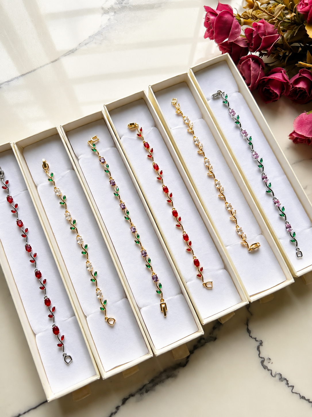 Tulip Bracelet for Women | Anti-Tarnish